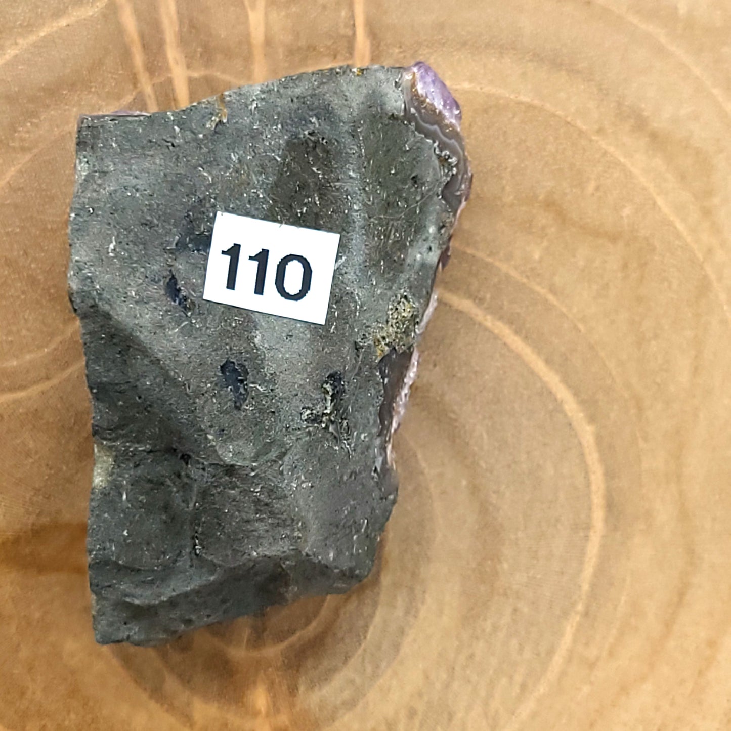 PETITE DRUSE N°110 EN CRISTAUX AMÉTHYSTE - PIERRE UNIQUE & ARTISANALE