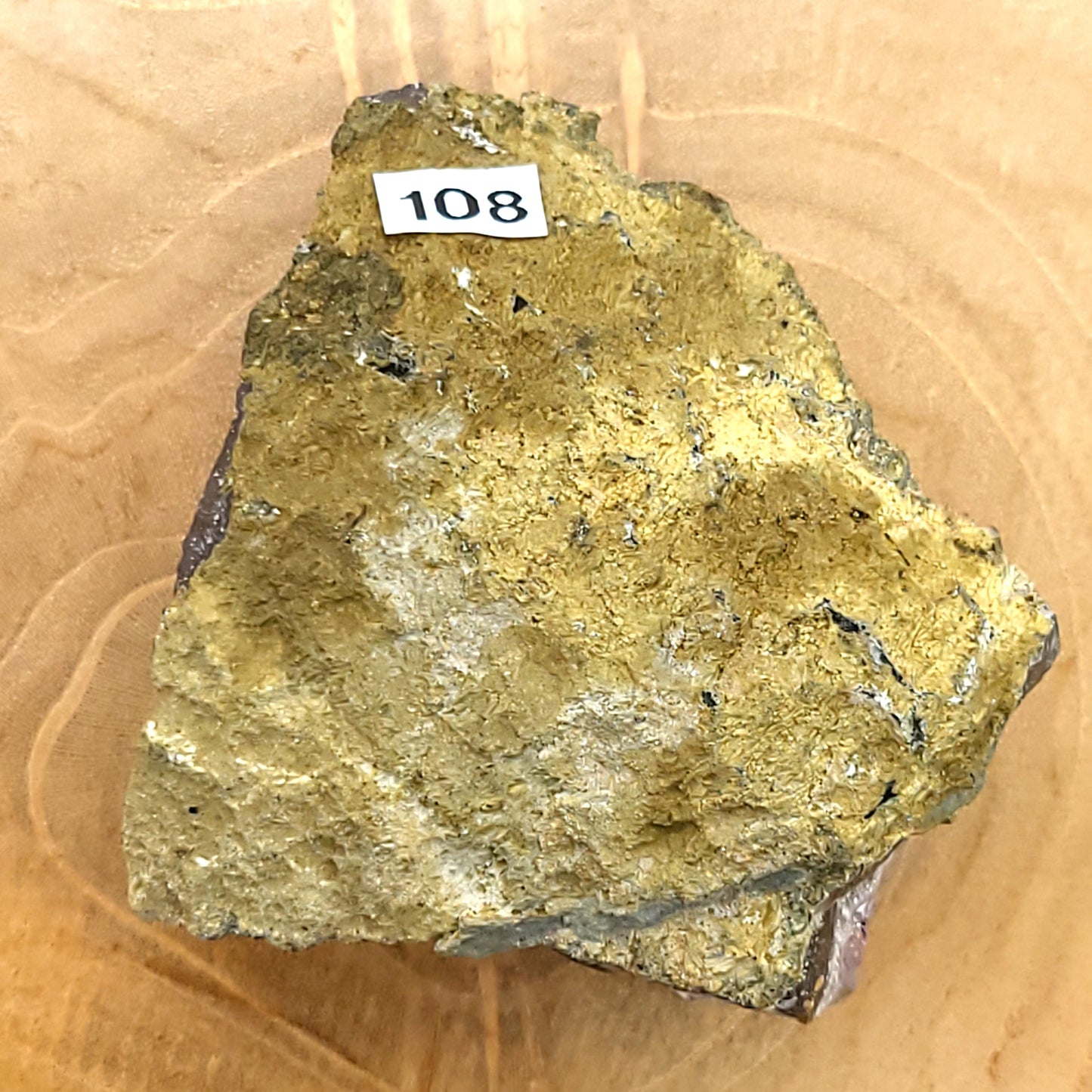 DRUSE MOYENNE N°108 EN CRISTAUX AMÉTHYSTE - PIERRE UNIQUE & ARTISANALE