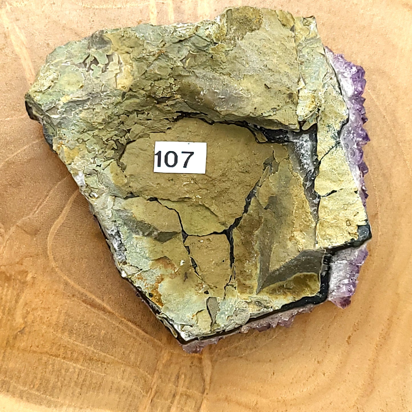 DRUSE MOYENNE N°107 EN CRISTAUX AMÉTHYSTE - PIERRE UNIQUE & ARTISANALE