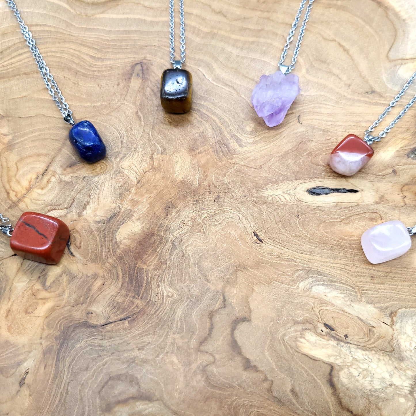 COLLIERS PENDENTIFS EN ÉTOILE ou CUBE EN PIERRE AGATE ORANGE - BIJOUX ARTISANAUX, UNIQUES & ORIGINAUX