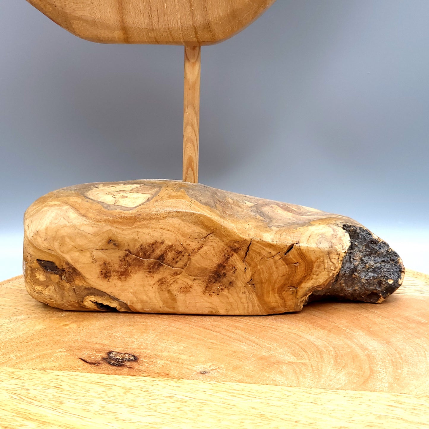 GRANDE SCULPTURE "JOLI COEUR" EN TECK + SOCLE EN BOIS D'OLIVIER - UNIQUE, ARTISANALE & ORIGINALE