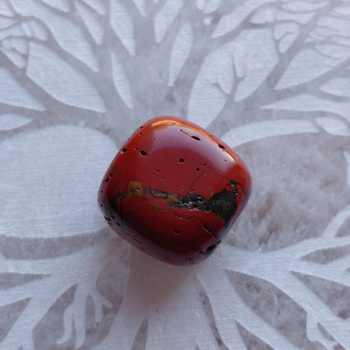 JASPE ROUGE EN PETITES PIERRES POLIES ET/OU BRUTES