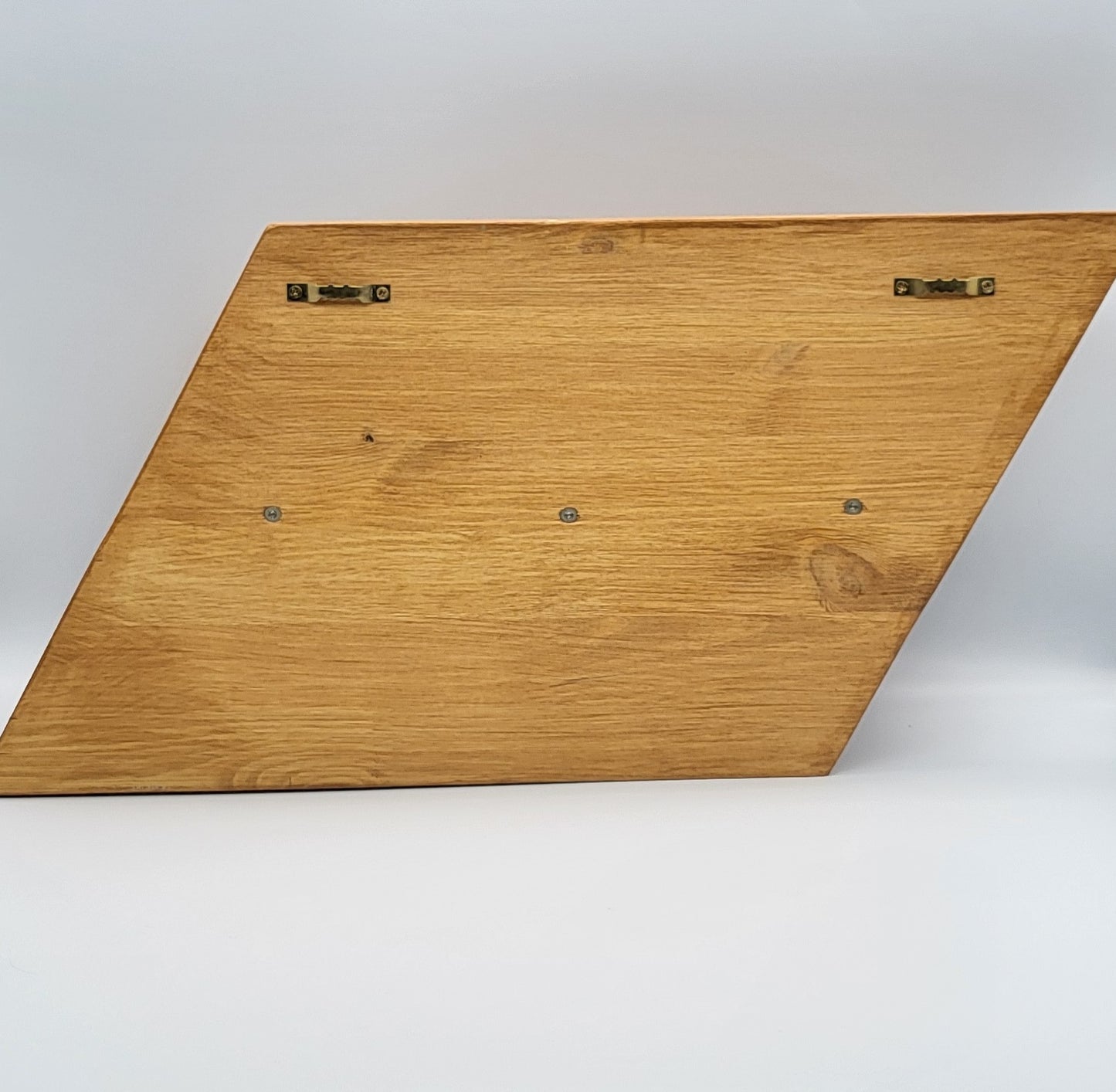 ÉTAGÈRE EFFET BISEAUTÉ EN BOIS DE PIN AVEC 1 TABLETTE - MODÈLE ORIGINAL