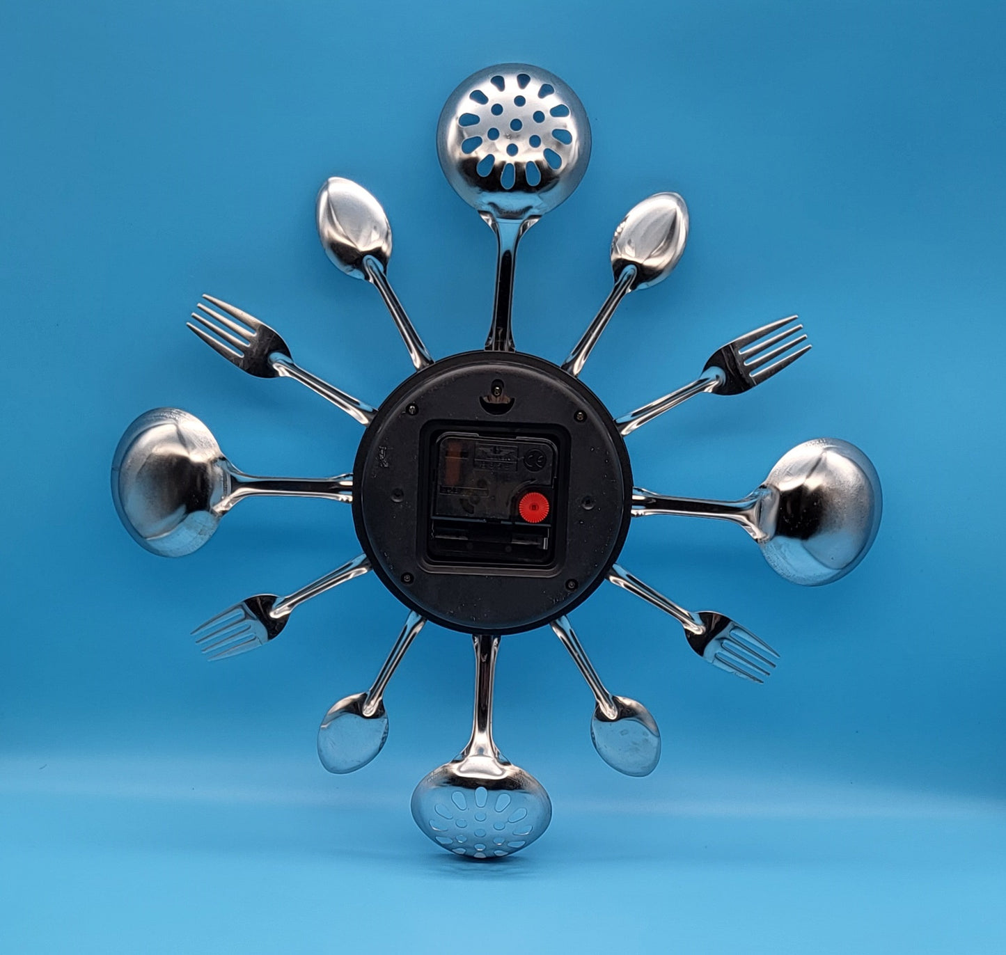 HORLOGE DE CUISINE MURALE " 12 COUVERTS " EN INOX - DESIGN ORIGINAL & RÉALISTE