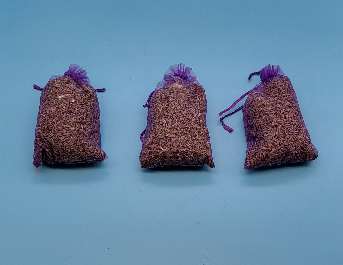 LAVANDE DE PROVENCE + GRAND SAC ORGANZA VIOLET – DÉCORATION ARTISANALE & LOCALE