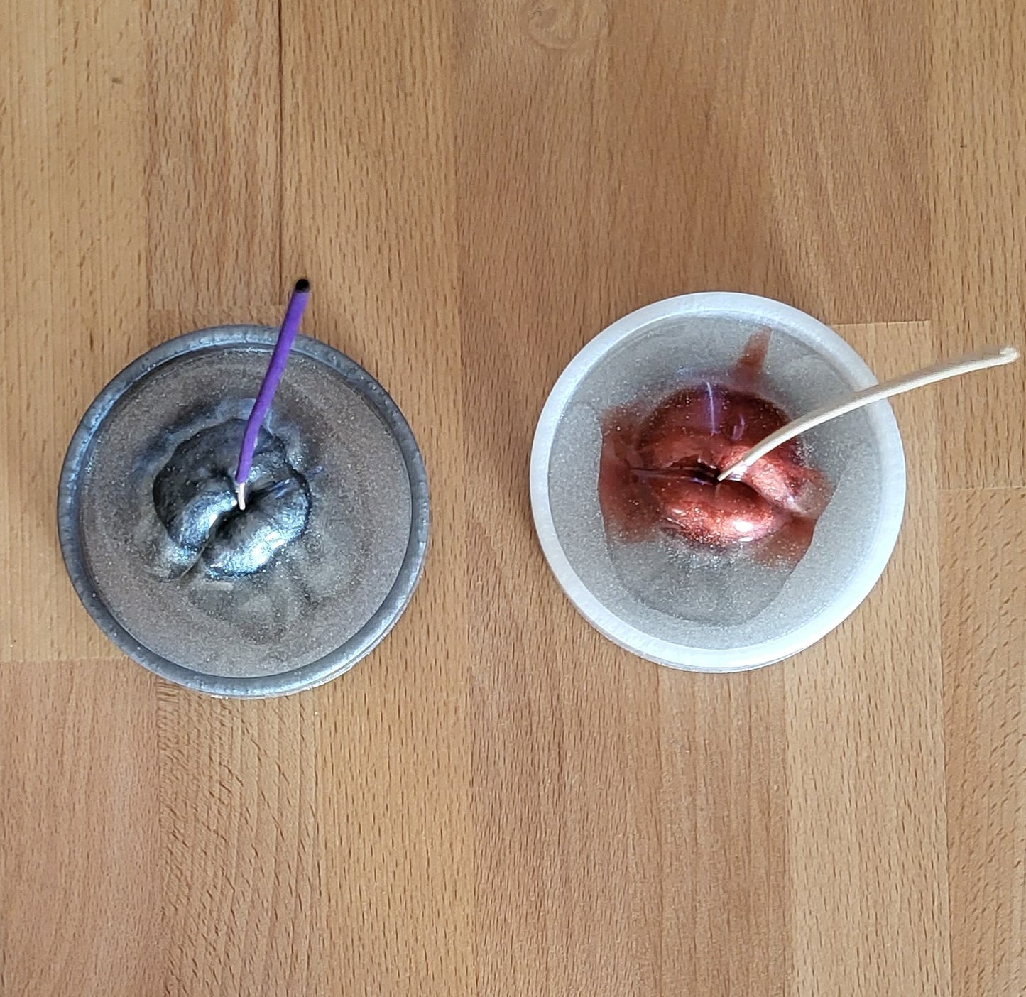 SUPPORTS À ENCENS " AUX BORDS DES LÈVRES " – DÉCORATIONS ARTISANALES, UNIQUES & ORIGINALES AU CHOIX