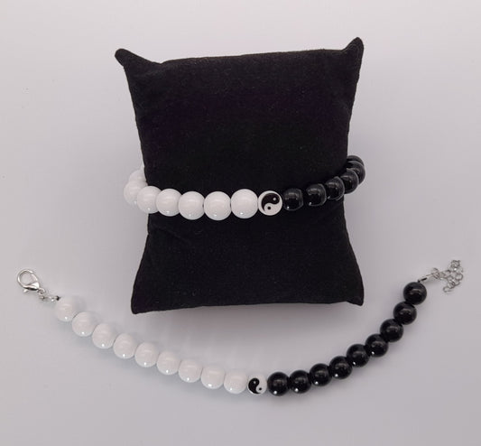 BRACELETS YIN & YANG OU TORTUE EN DUO DE PERLES RONDES EN ONYX NOIR & BLANC - 2 TAILLES AU CHOIX - BIJOUX ARTISANAUX, UNIQUES & ORIGINAUX