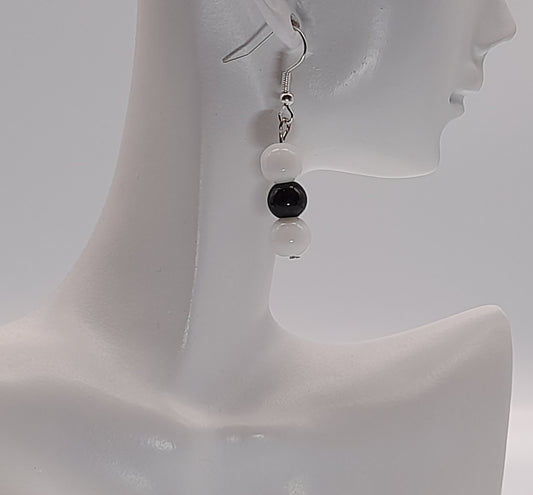 BOUCLES D'OREILLES DUO PIERRES ONYX NOIR & BLANC - BIJOUX ARTISANAUX, UNIQUES & ORIGINAUX