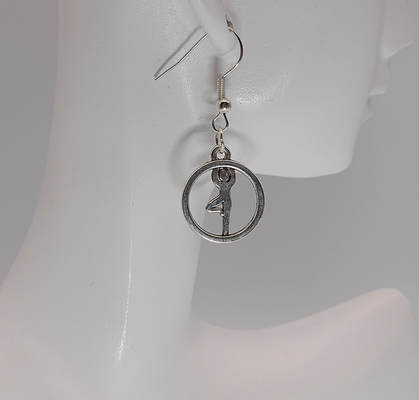 BOUCLES D'OREILLES DUO ORIGINAL " 2 POSTURES DE YOGA " - BIJOUX BRELOQUES FANTAISIES ZEN