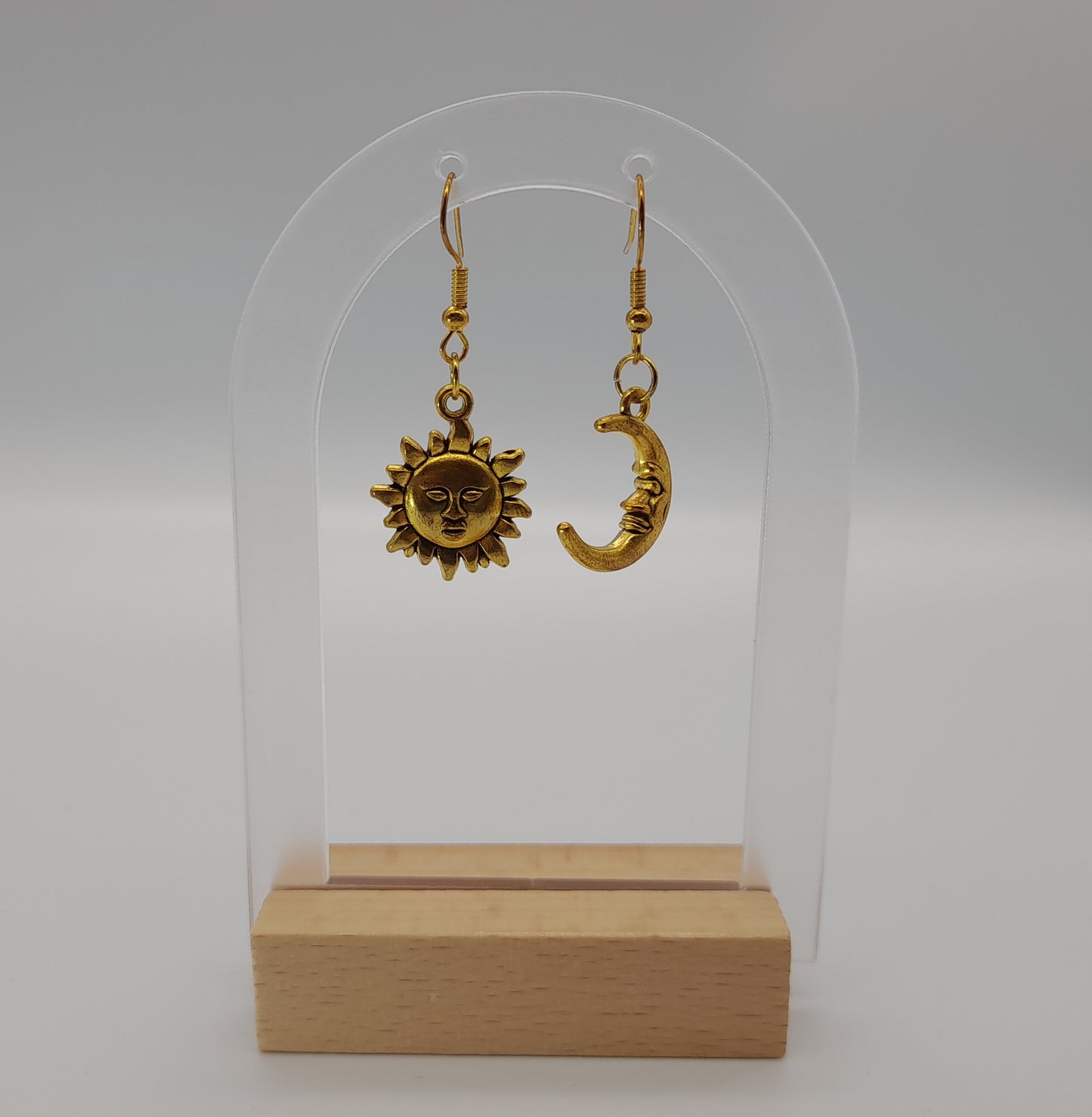BOUCLES D'OREILLES DUO " SOLEIL AU CLAIR DE LUNE " - BIJOUX BRELOQUES FANTAISIES ORIGINAUX