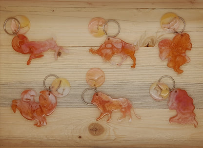 PORTES CLÉS " ROUGE ORANGÉ OR " SIGNES ASTROLOGIQUES + JETONS CONSTELLATIONS BIJOU DE SAC - ORIGINAL et ARTISANAL