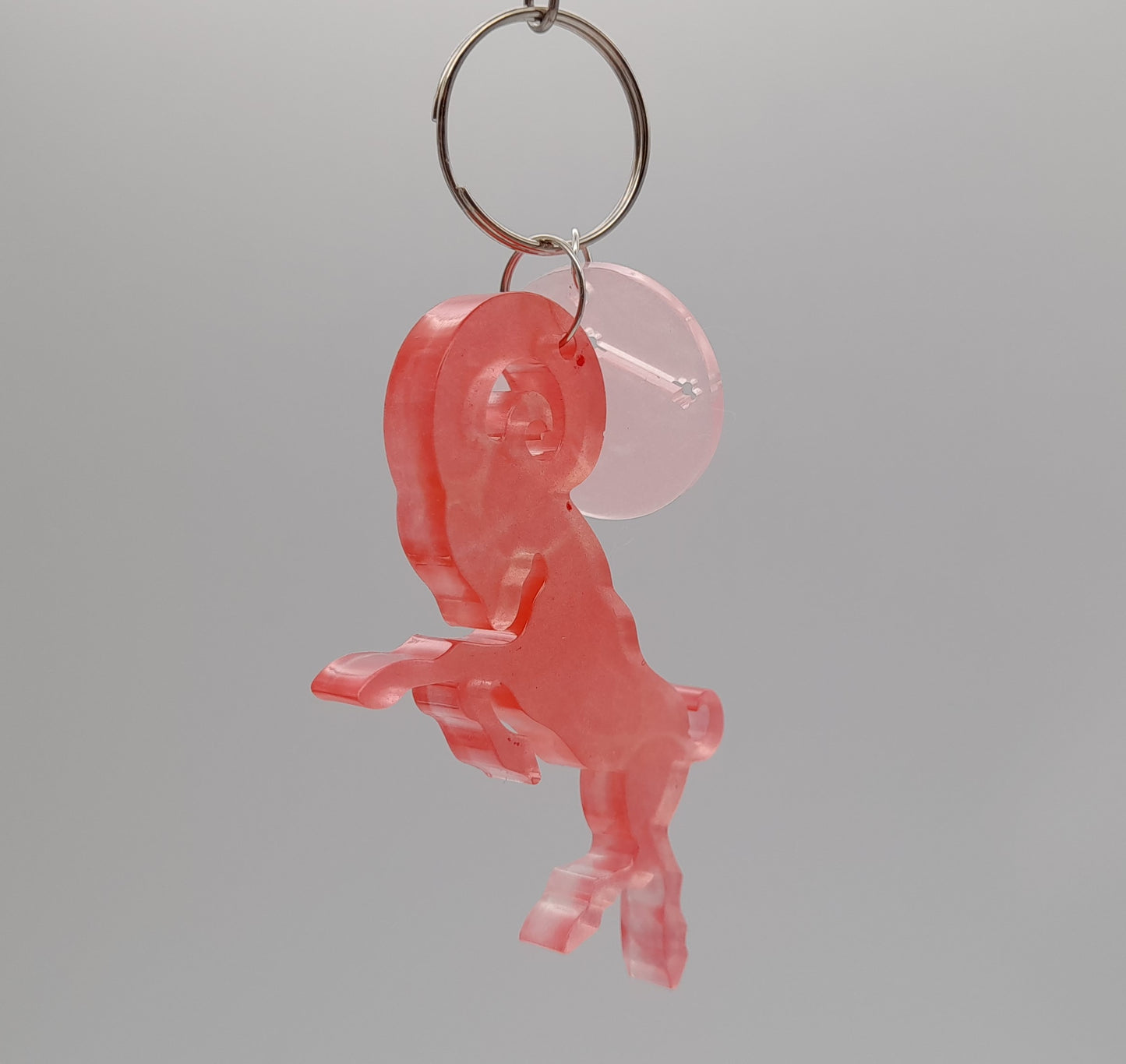 PORTES CLÉS " ROUGES " SIGNES ASTROLOGIQUES DU ZODIAQUE + CONSTELLATIONS - BIJOUX DE SACS FANTAISIES ORIGINAUX, UNIQUES & ARTISANAUX