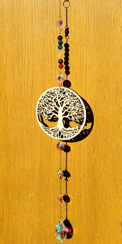 DÉCORATION SUNCATCHER 7 CHAKRAS EN PIERRES + ARBRE de VIE EN BOIS - ATTRAPE SOLEIL UNIQUE, ARTISANAL & ORIGINAL
