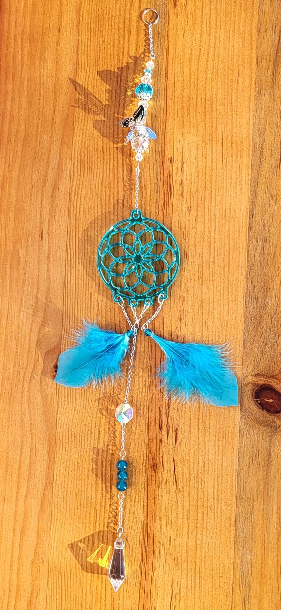 DÉCORATION " 2 EN 1 "  DREAMCATCHER + SUNCATCHER TONS BLEUS + PAPILLON - (ATTRAPE-RÊVES avec un ATTRAPE SOLEIL) UNIQUE, ARTISANAL & ORIGINAL