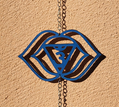 SUSPENSIONS MURALES 7 CHAKRAS + POSITIONS DE YOGA MULTICOLORES EN BOIS - DÉCORATIONS ZEN ARTISANALES, UNIQUES & ORIGINALES