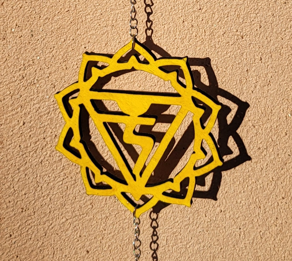 SUSPENSIONS MURALES 7 CHAKRAS + POSITIONS DE YOGA MULTICOLORES EN BOIS - DÉCORATIONS ZEN ARTISANALES, UNIQUES & ORIGINALES