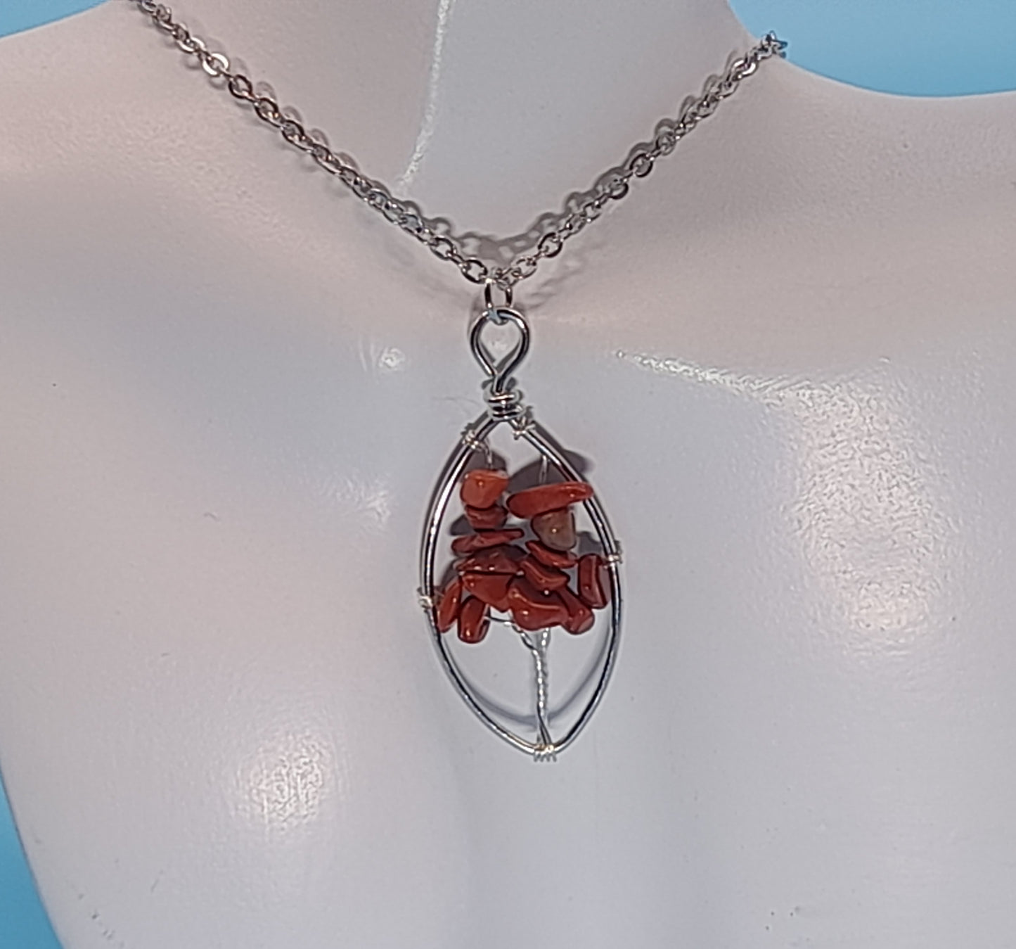 DIVERS COLLIERS + PENDENTIFS ARBRES DE VIE EN PIERRE JASPE ROUGE -BIJOUX ARTISANAUX, UNIQUES & ORIGINAUX