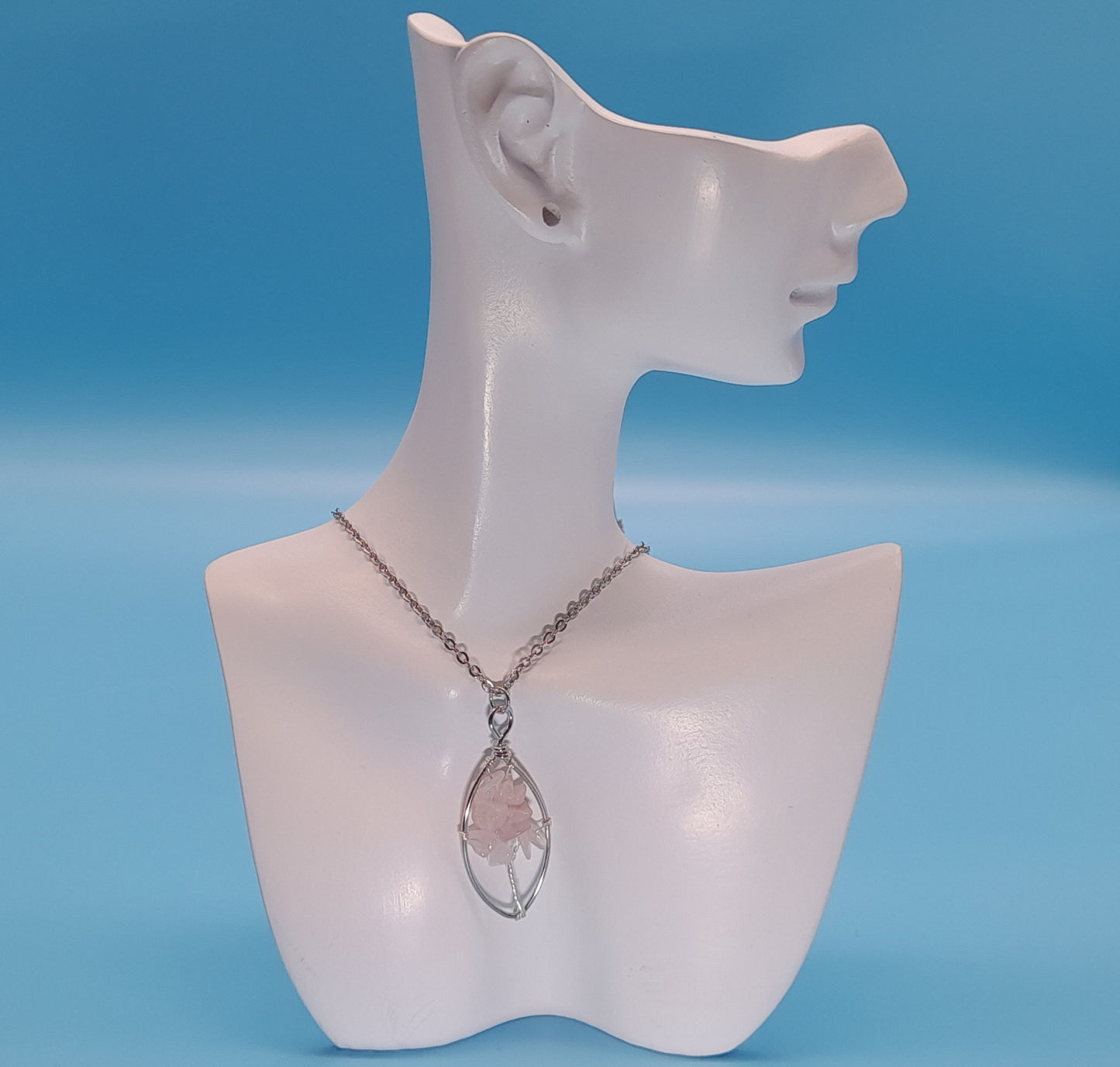 DIVERS COLLIERS + PENDENTIFS ARBRES DE VIE EN PIERRE QUARTZ ROSE - BIJOUX ARTISANAUX, UNIQUES & ORIGINAUX