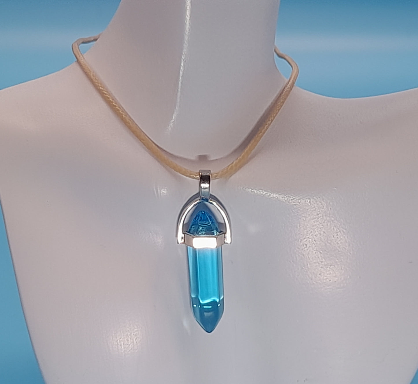 COLLIERS + PENDENTIFS DOUBLE POINTE EN VERRE - BIJOUX FANTAISIES DIVERS COLORIS AU CHOIX