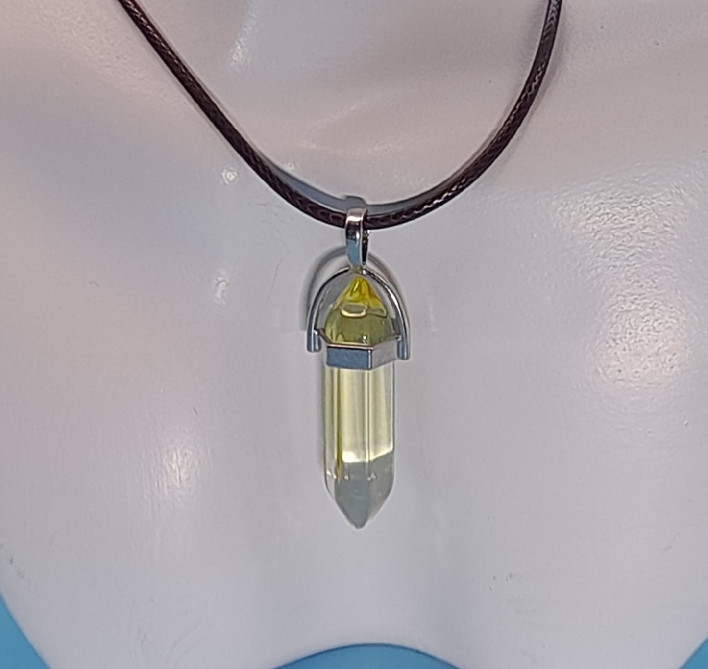 COLLIERS + PENDENTIFS DOUBLE POINTE EN VERRE - BIJOUX FANTAISIES DIVERS COLORIS AU CHOIX