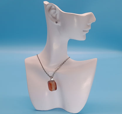 COLLIERS PENDENTIFS EN ÉTOILE ou CUBE EN PIERRE AGATE ORANGE - BIJOUX ARTISANAUX, UNIQUES & ORIGINAUX