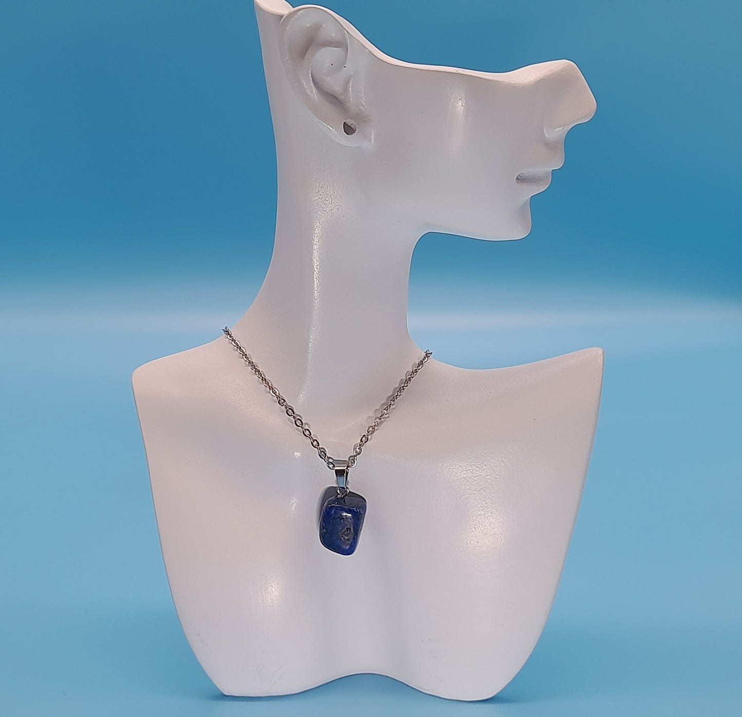 COLLIERS PENDENTIFS ÉTOILES ou CUBES EN PIERRE LAPIS LAZULI - BIJOUX ARTISANAUX, UNIQUES & ORIGINAUX