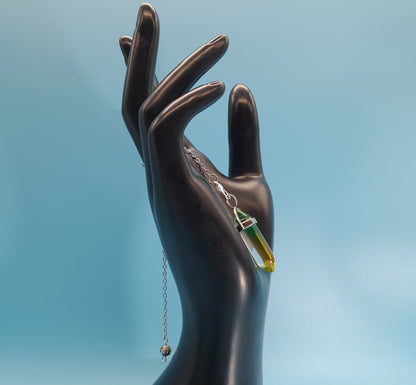 DIVERS PENDULES DE RADIESTHÉSIE EN VERRE MULTICOLORES AU CHOIX