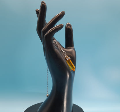 DIVERS PENDULES DE RADIESTHÉSIE EN VERRE MULTICOLORES AU CHOIX