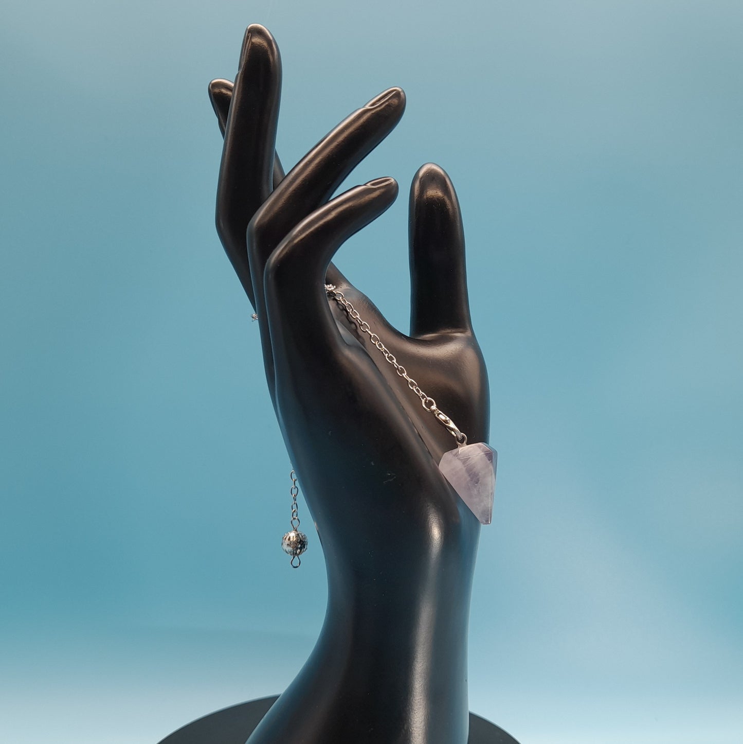 PENDULE DE RADIESTHÉSIE EN PIERRE AMÉTHYSTE - OUTIL ARTISANAL, UNIQUE & ORIGINAL