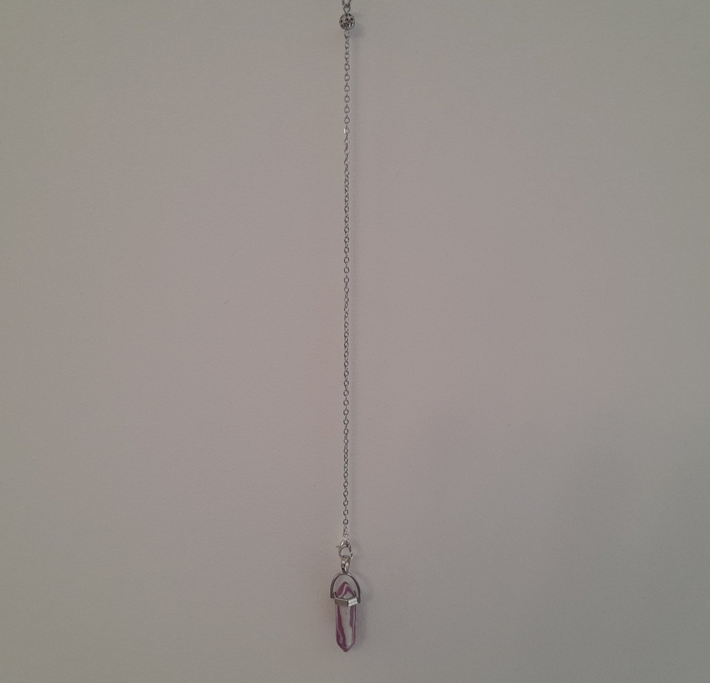 DIVERS PENDULES FANTAISIES DE RADIESTHÉSIE EN RÉSINE MULTICOLORES