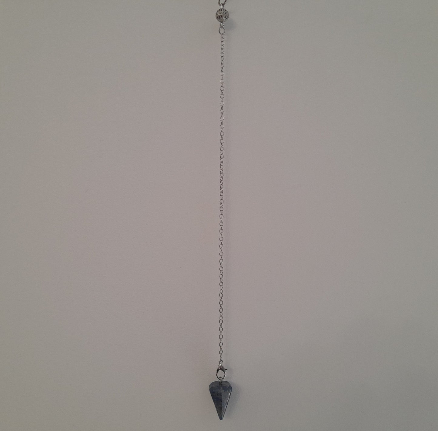 PENDULE DE RADIESTHÉSIE EN PIERRE DE LAPIS LAZULI - BIJOU ARTISANAL, UNIQUE & ORIGINAL