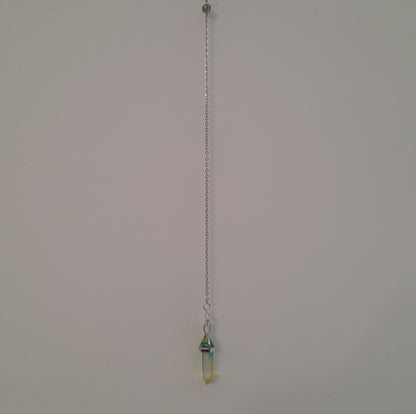 DIVERS PENDULES DE RADIESTHÉSIE EN VERRE MULTICOLORES AU CHOIX