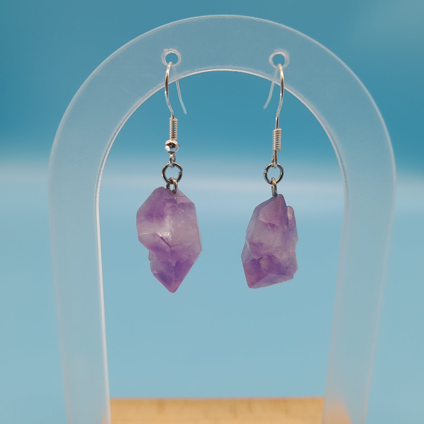 4 MODÈLES DE BOUCLES D'OREILLES EN PIERRE AMÉTHYSTE - BIJOUX ARTISANAUX, UNIQUES & ORIGINAUX