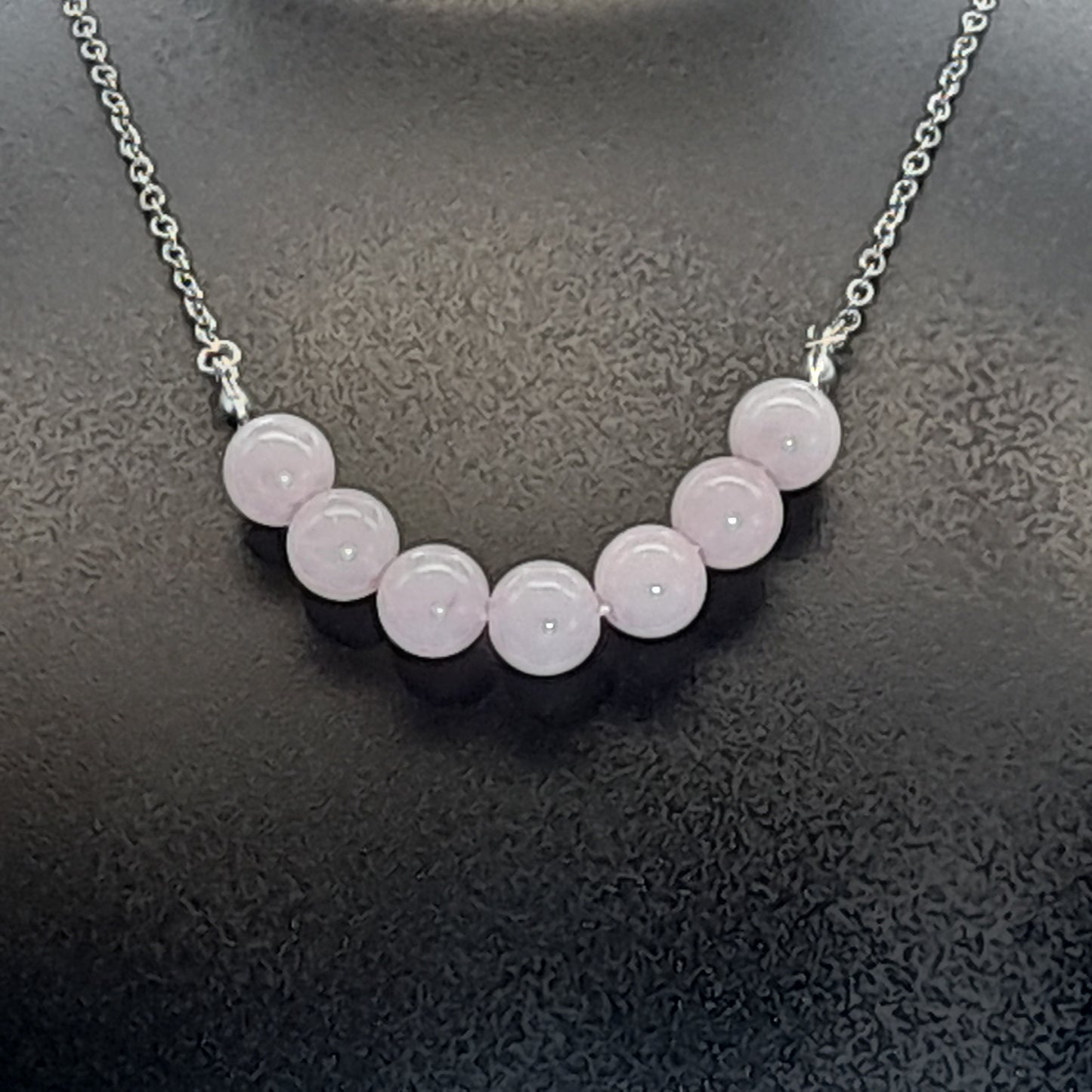 COLLIER DE 7 PERLES EN PIERRE DE QUARTZ ROSE - BIJOU ARTISANAL, UNIQUE & ORIGINAL