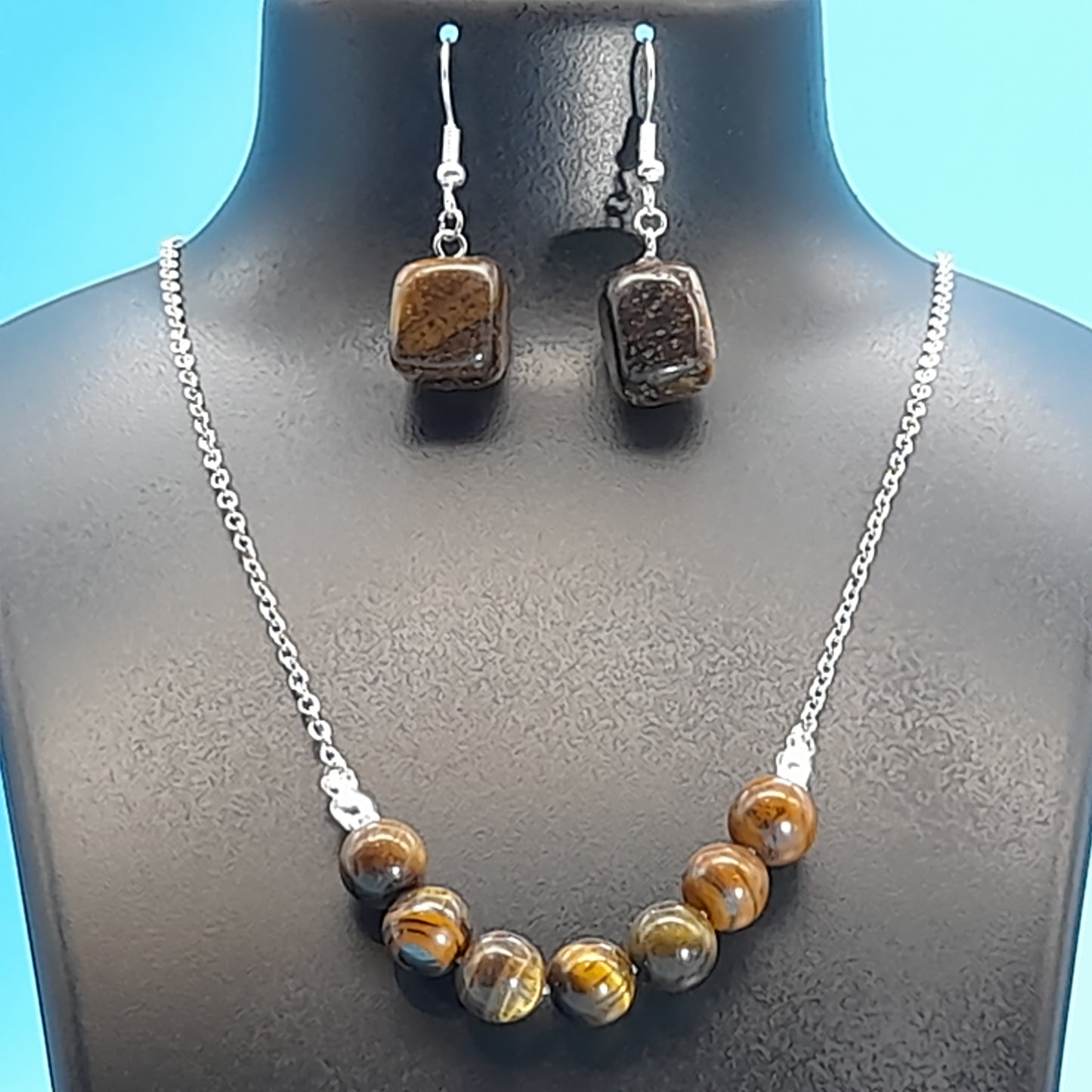 2 PARURES EN PIERRE OEIL DU TIGRE : COLLIER 7 PERLES OU PENDENTIF + BOUCLES D’OREILLES - BIJOUX ARTISANAUX, UNIQUES & ORIGINAUX