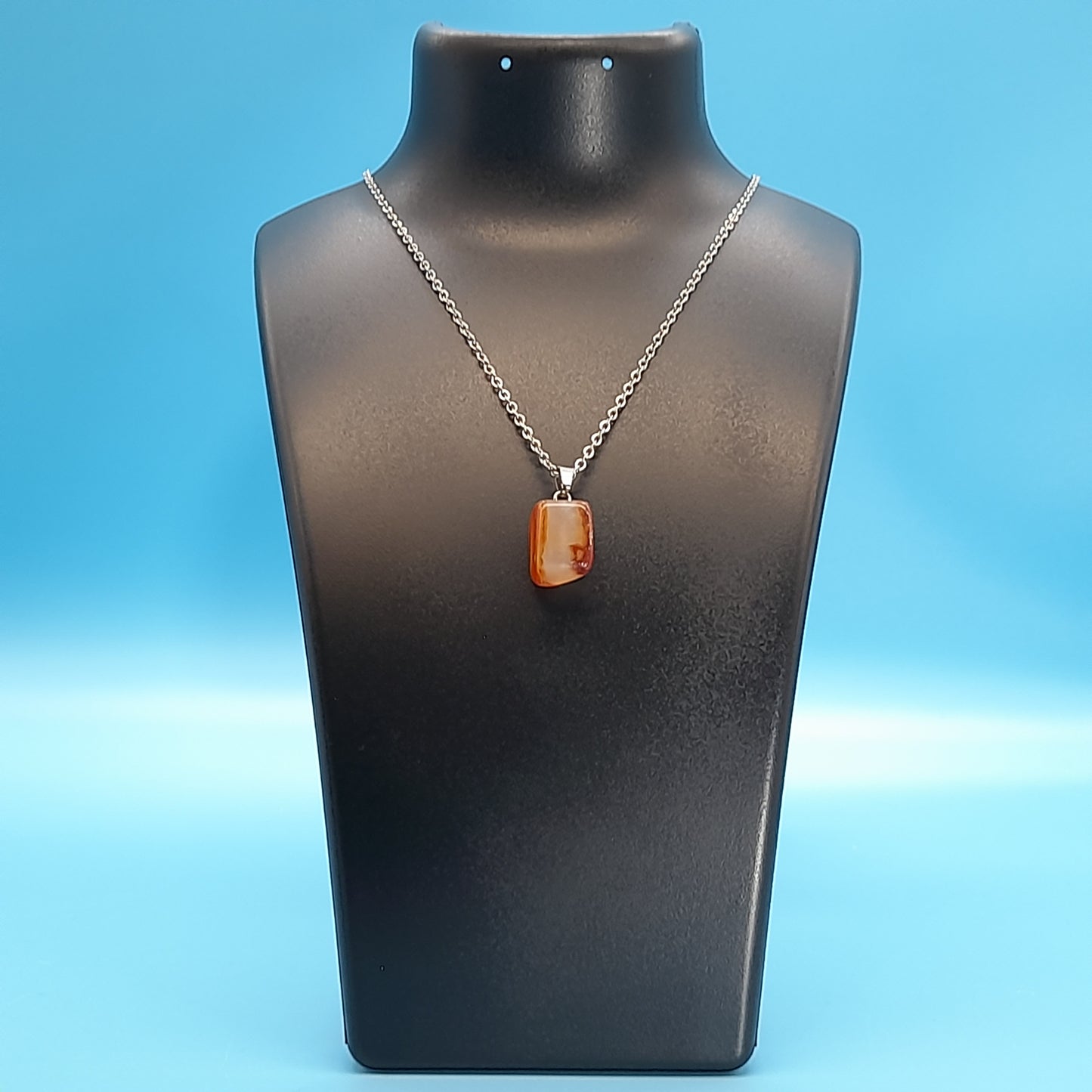 COLLIERS PENDENTIFS EN ÉTOILE ou CUBE EN PIERRE AGATE ORANGE - BIJOUX ARTISANAUX, UNIQUES & ORIGINAUX