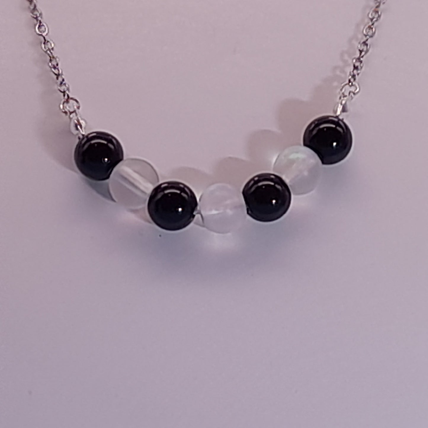 COLLIER DUO DE 7 PERLES EN PIERRES DE LUNE + ONYX NOIR  - BIJOU ARTISANAL, UNIQUE & ORIGINAL