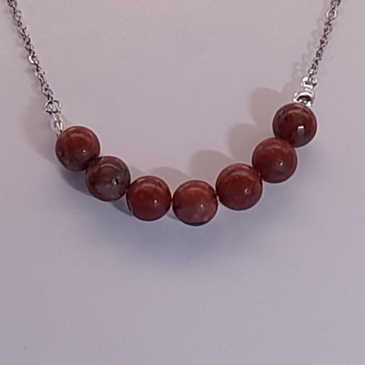 COLLIER DE 7 PERLES EN PIERRE DE JASPE ROUGE - BIJOU ARTISANAL, UNIQUE & ORIGINAL