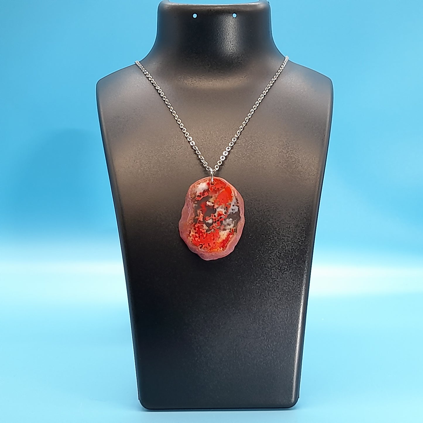 DIVERS COLLIERS EN PIERRE D' AGATE ROUGE & ROSE - BIJOUX ARTISANAUX, UNIQUES & ORIGINAUX