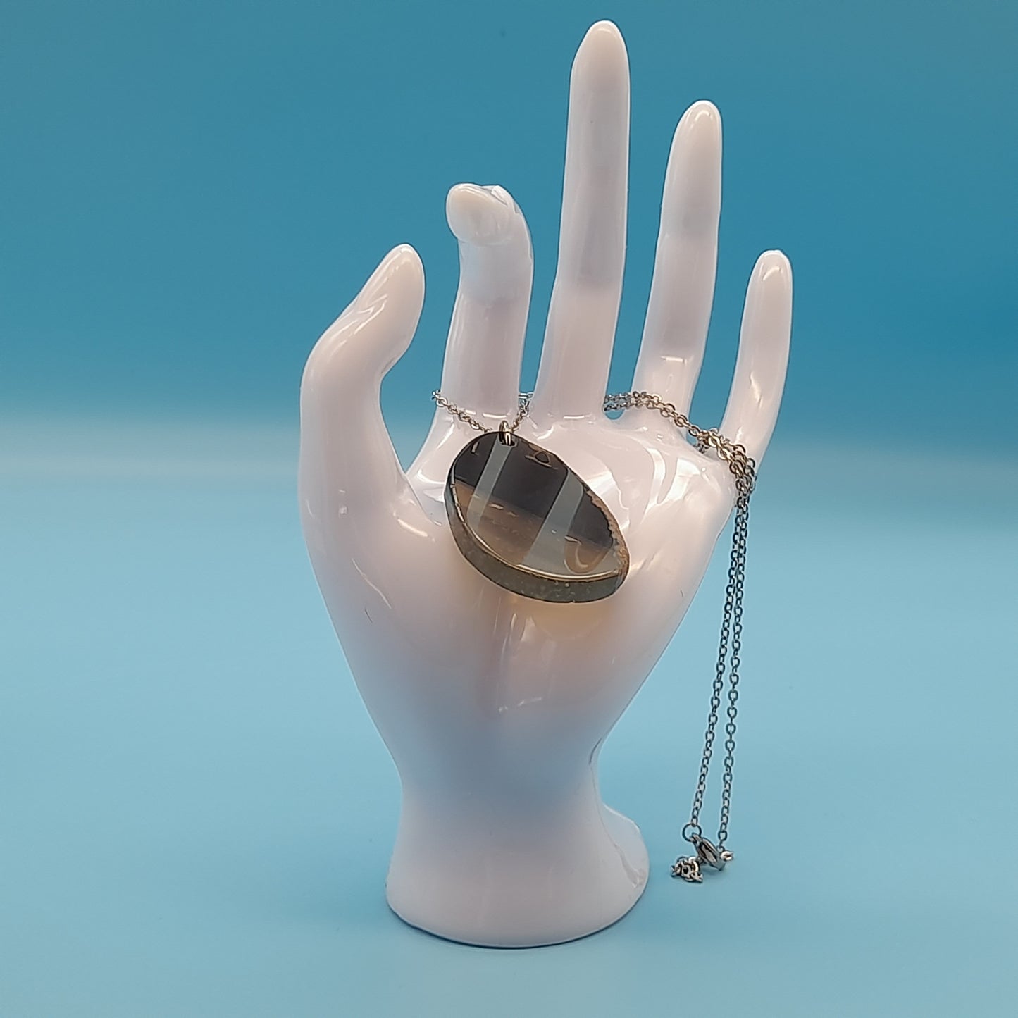 DIVERS COLLIERS EN PIERRE D' AGATE GRISE & NOIRE - BIJOUX ARTISANAUX, UNIQUES & ORIGINAUX