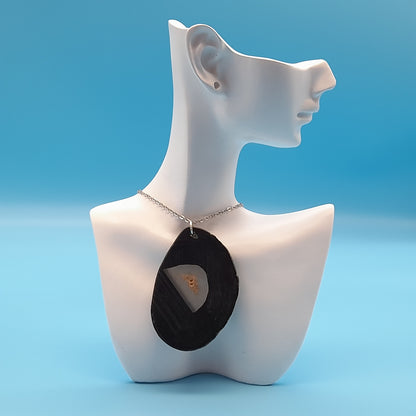 DIVERS COLLIERS EN PIERRE D' AGATE GRISE & NOIRE - BIJOUX ARTISANAUX, UNIQUES & ORIGINAUX