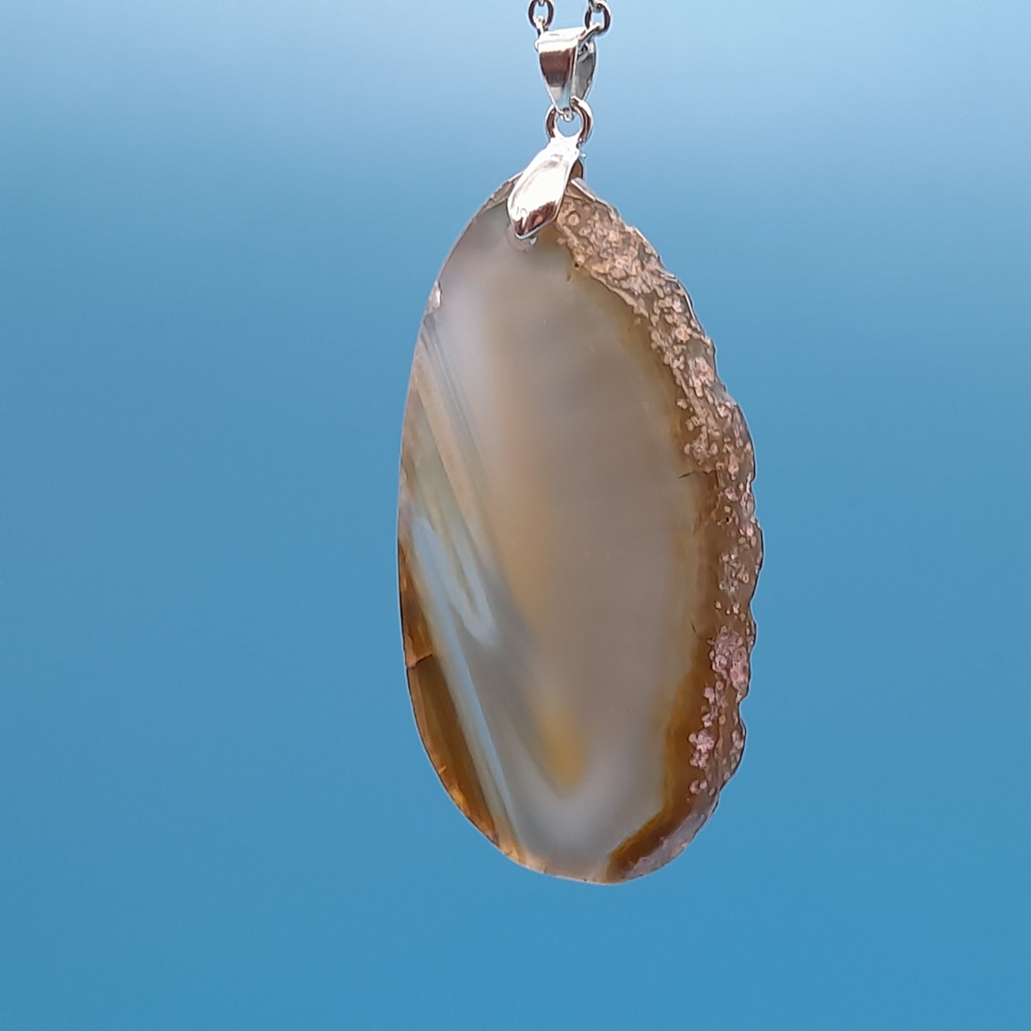 DIVERS COLLIERS EN PIERRE D' AGATE BEIGE, MARRON CHOCOLAT - BIJOUX ARTISANAUX, UNIQUES & ORIGINAUX