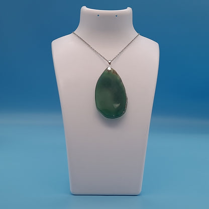 DIVERS COLLIERS EN PIERRE D' AGATE VERTE - BIJOUX ARTISANAUX, UNIQUES & ORIGINAUX