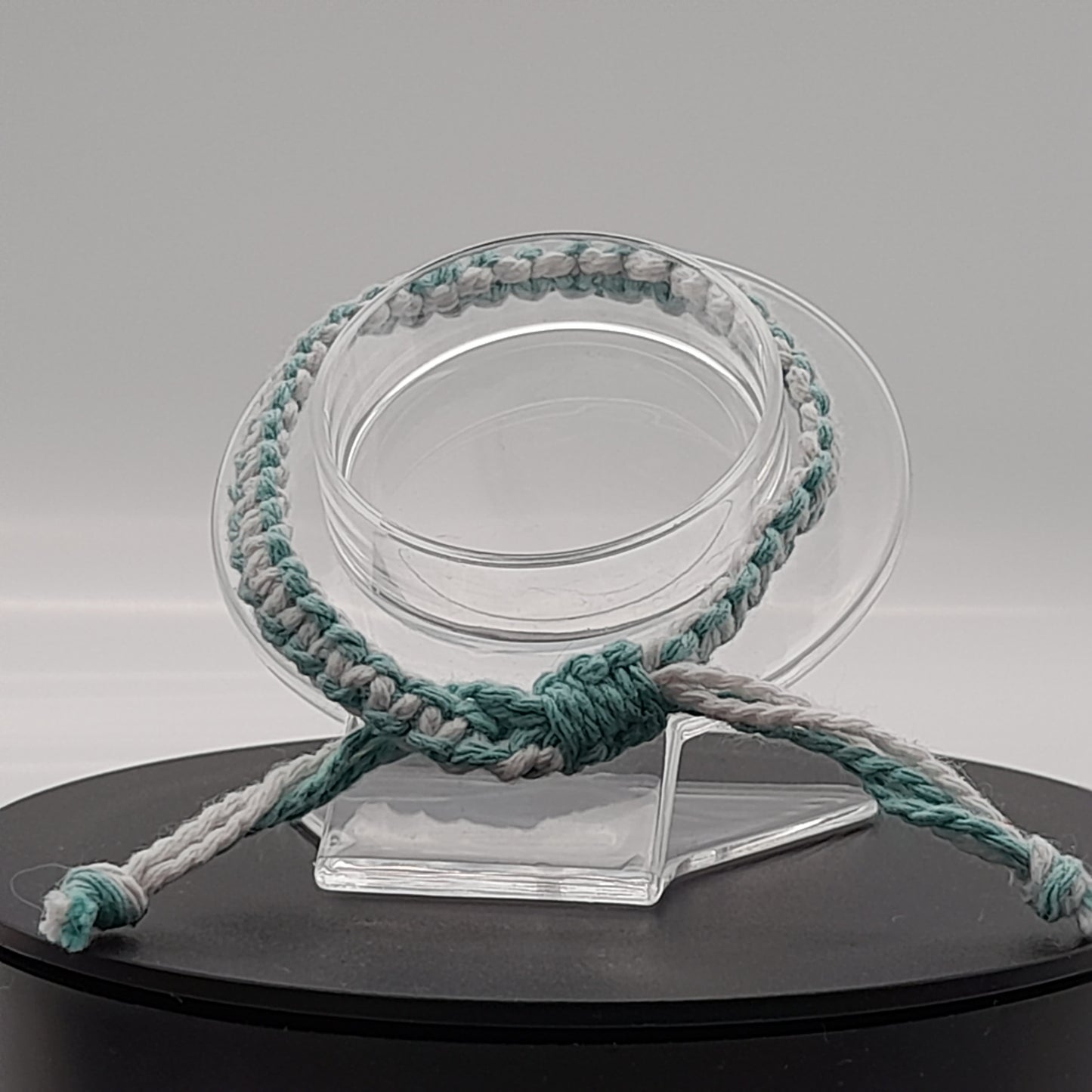 BRACELETS EN MACRAMÉ BICOLORES - 3 TYPES DE NOEUDS - AJUSTABLES & MIXTES, UNIQUES & ARTISANAUX