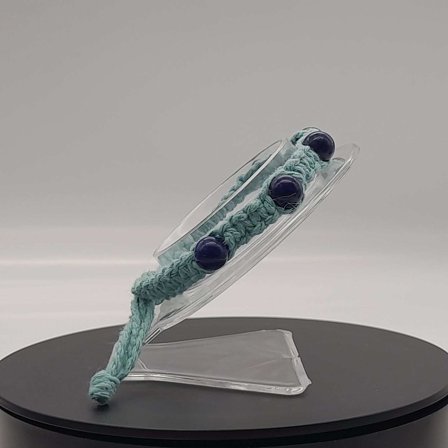 BRACELET MACRAMÉ EN PIERRE DE LAPIS LAZULI - AJUSTABLE & MIXTE, UNIQUE & ARTISANAL