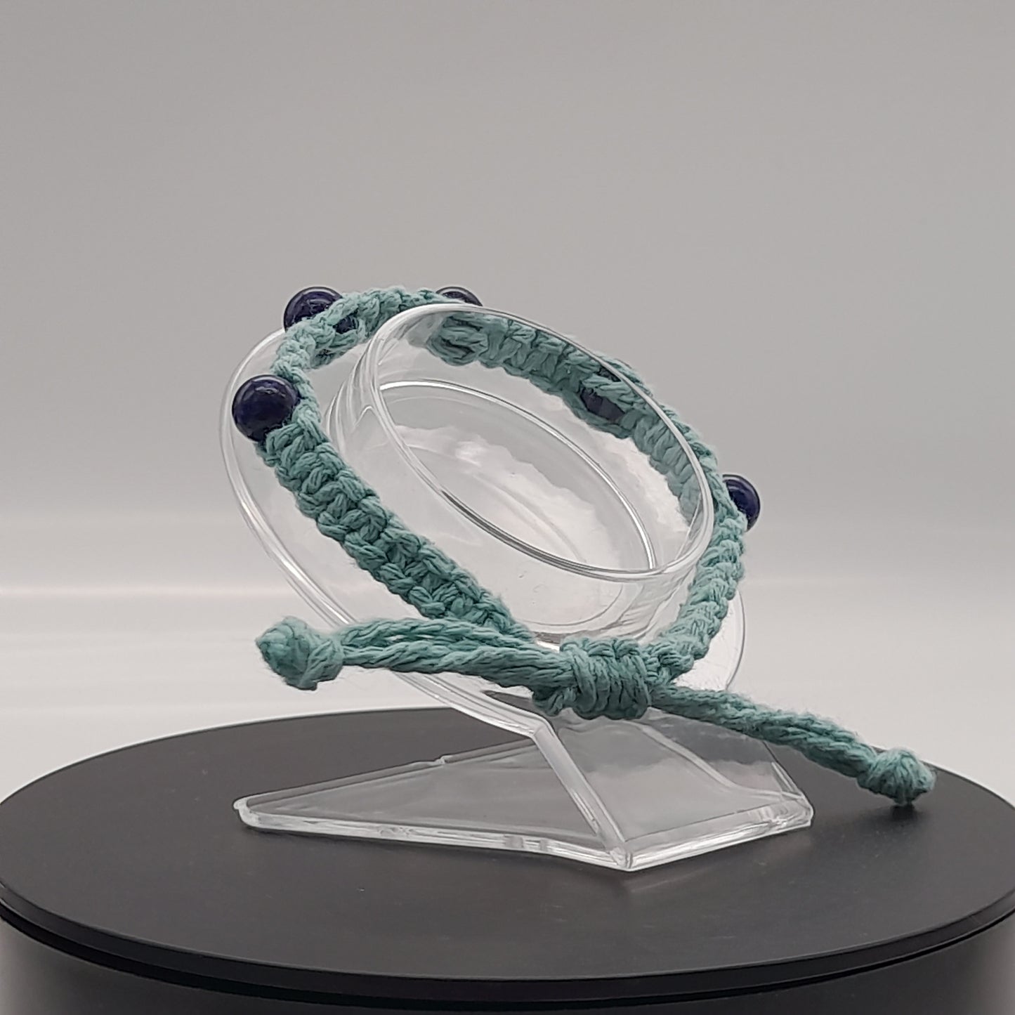 BRACELET MACRAMÉ EN PIERRE DE LAPIS LAZULI - AJUSTABLE & MIXTE, UNIQUE & ARTISANAL