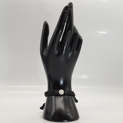 BRACELET EN MACRAMÉ MODÈLE " SMILEY " - AJUSTABLE & MIXTE, UNIQUE & ARTISANAL