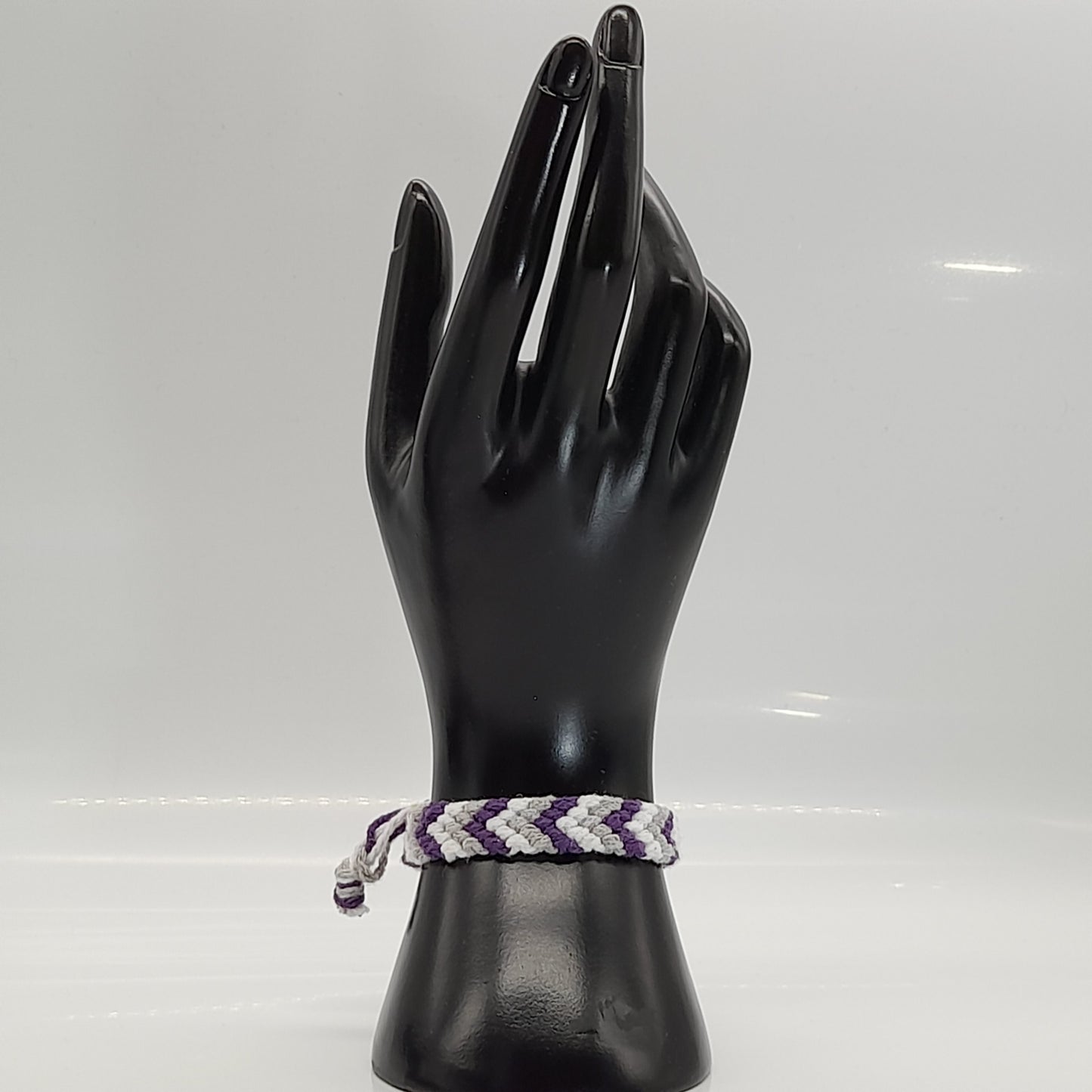 BRACELETS " BRÉSILIENS EN V " MULTICOLORES - AJUSTABLES & MIXTES, UNIQUES & ARTISANAUX