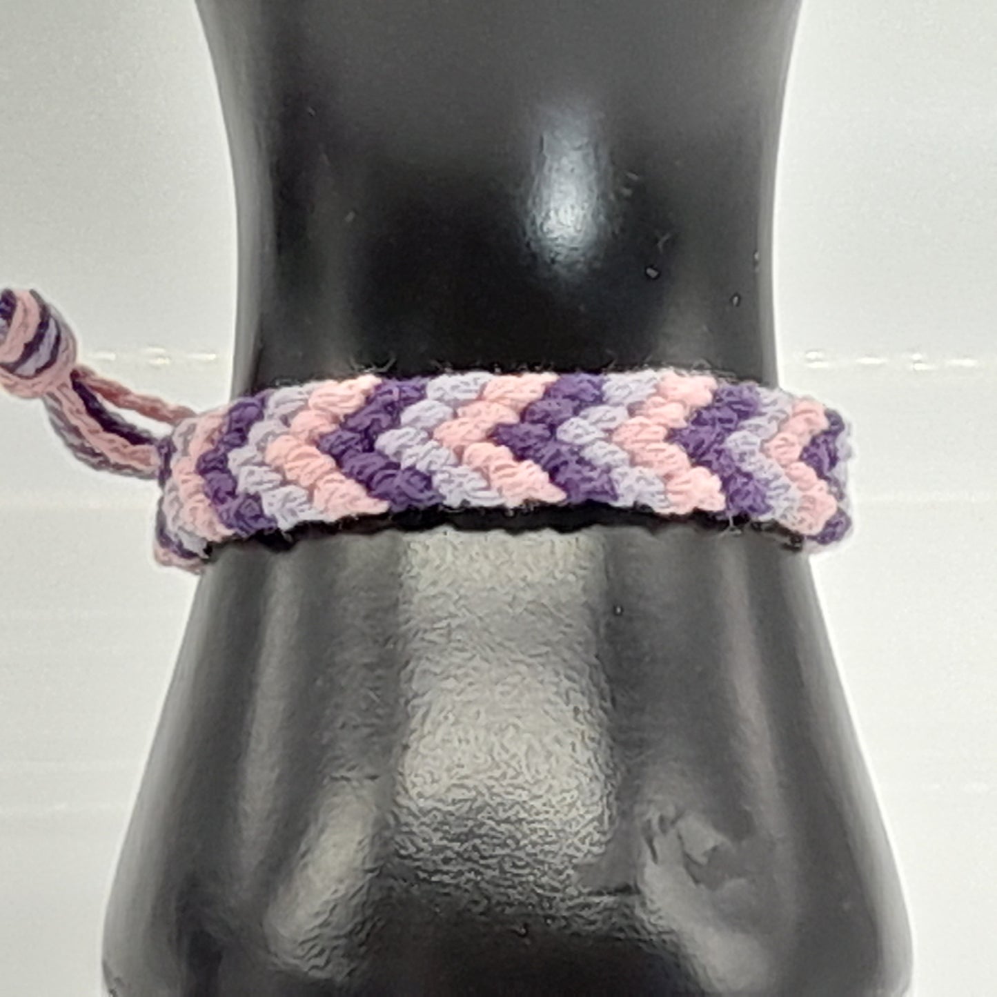 BRACELETS " BRÉSILIENS EN V " MULTICOLORES - AJUSTABLES & MIXTES, UNIQUES & ARTISANAUX