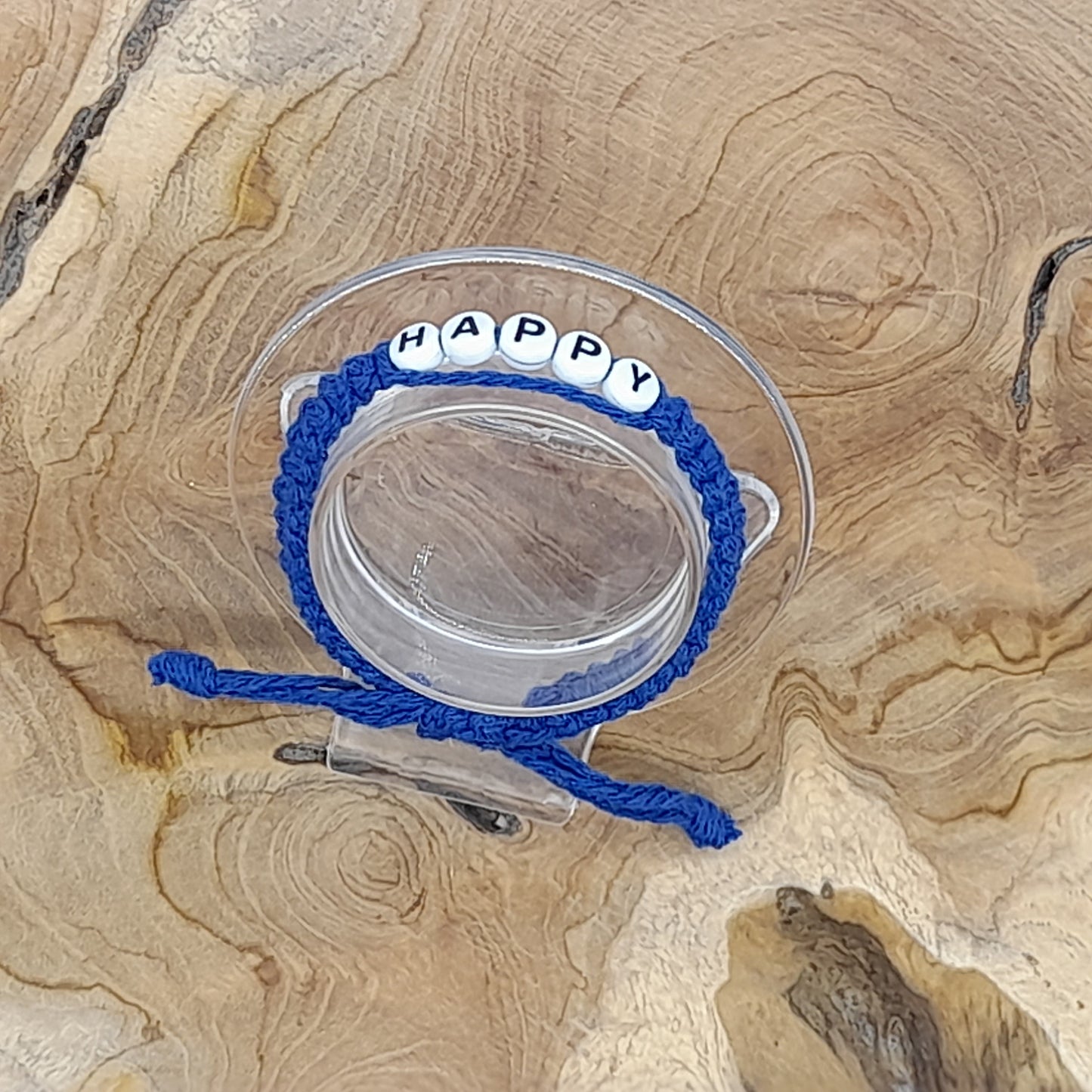 BRACELET EN MACRAMÉ MODÈLE " HAPPY " - AJUSTABLE & MIXTE, UNIQUE & ARTISANAL